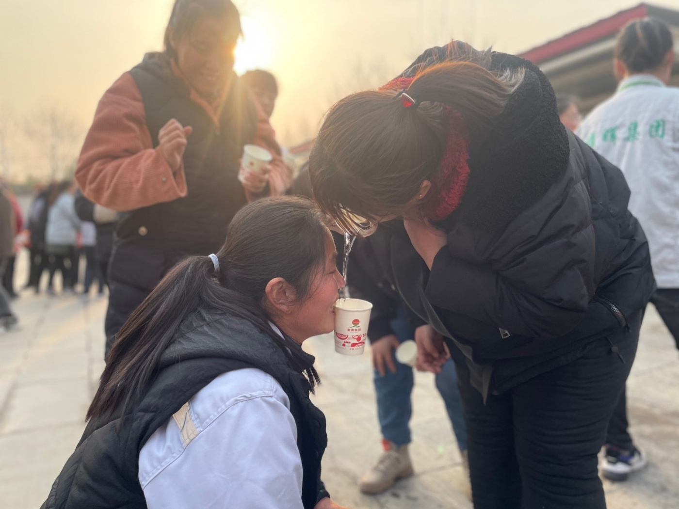 是女儿,是妻子,是母亲,更是你自己